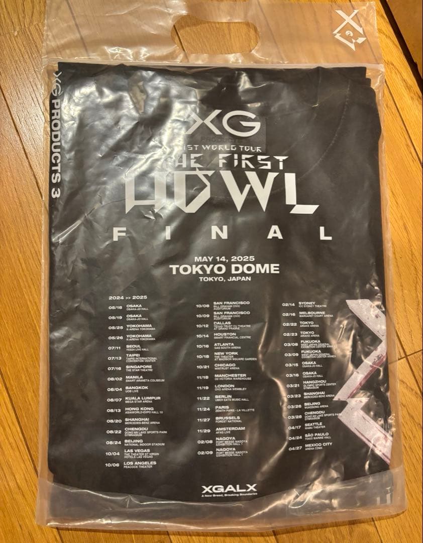 新品！XG THE FIRST HOWL ファイル ツアーTシャツ XLサイズ