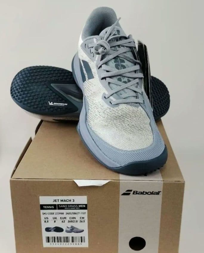 2月28日(土)まで！Babolat JET MACH3サンドグラス26.5cm