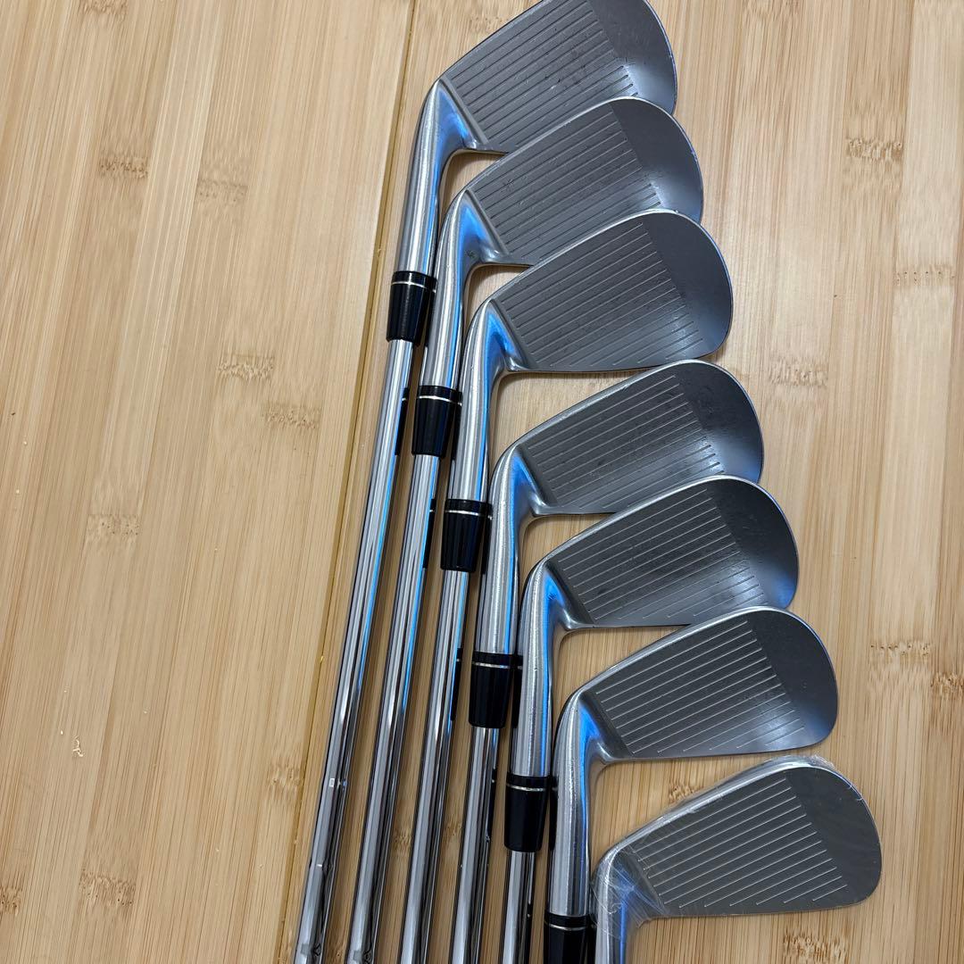 Taylormade P730 4-P 7本 (４番：新品未使用)