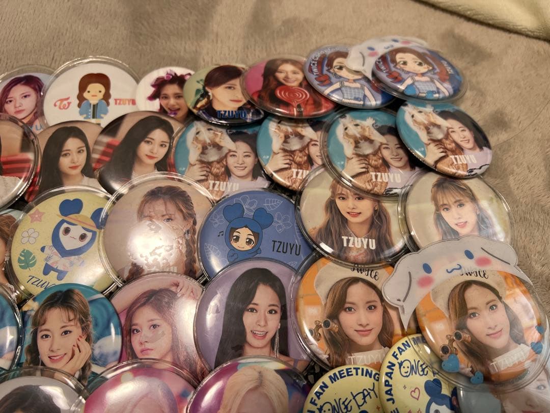 TWICE トゥワイス TZUYU ツウィ 缶バッチ 84個セット バラ売り△