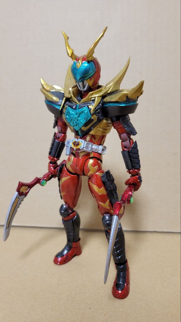 S.H.Figuarts改造 仮面ライダーワイルドカリス 仮面ライダー剣