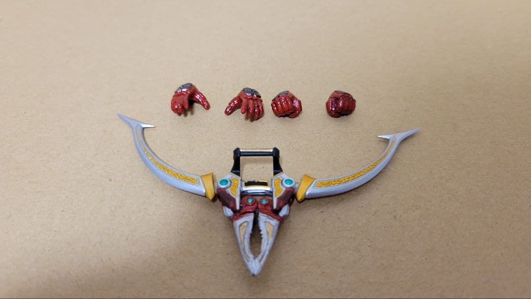 S.H.Figuarts改造 仮面ライダーワイルドカリス 仮面ライダー剣