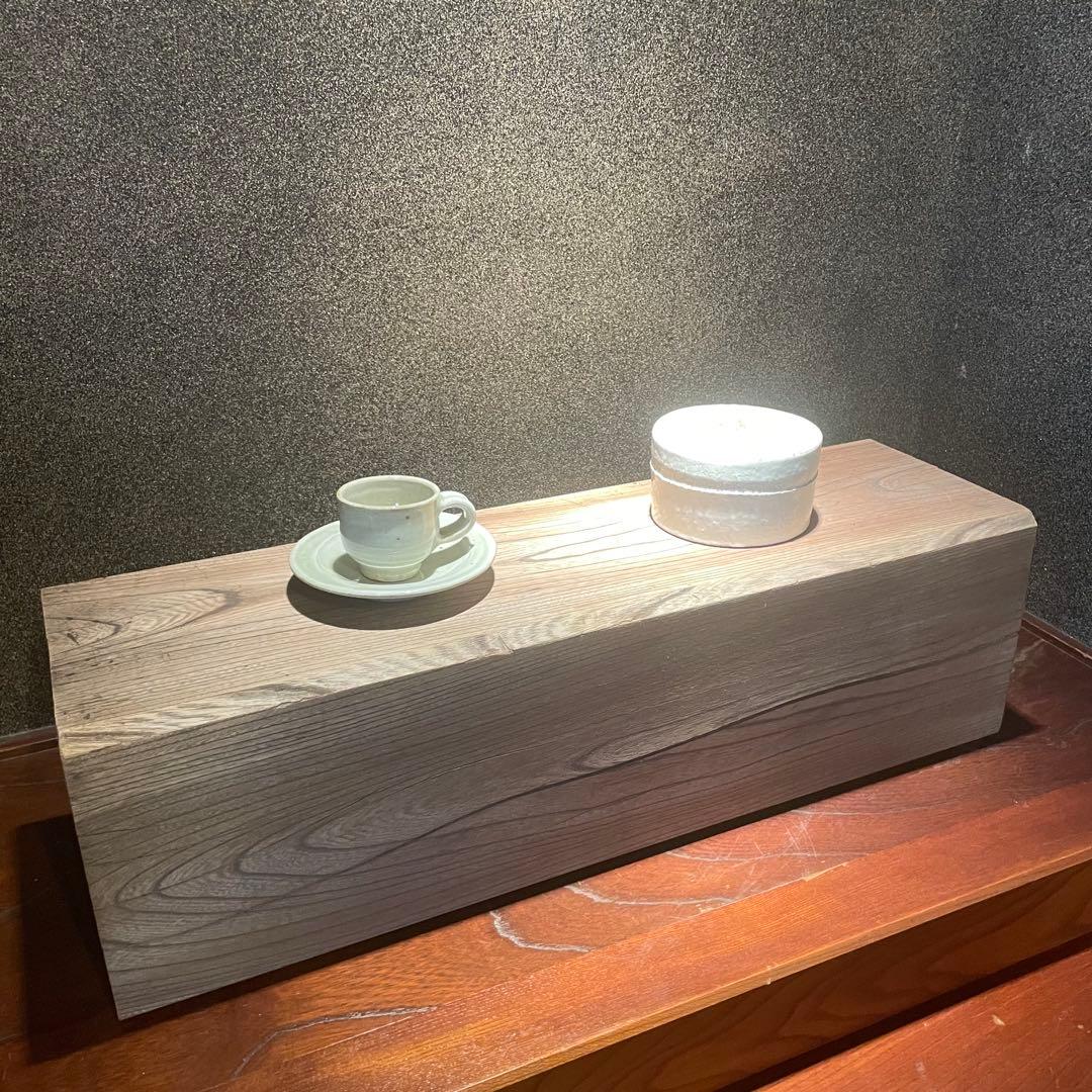 欅　けやき　古材　大黒柱　古民家 インテリアディスプレイに　24cm×24cm