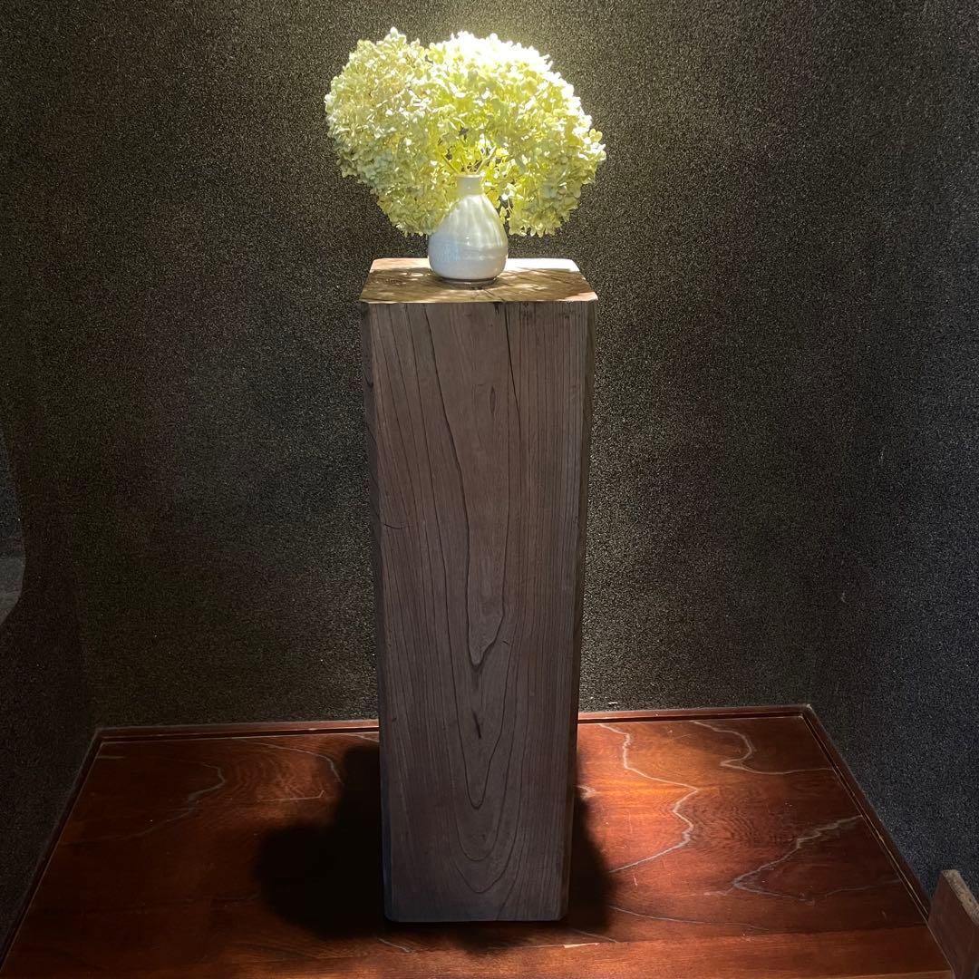 欅　けやき　古材　大黒柱　古民家 インテリアディスプレイに　24cm×24cm