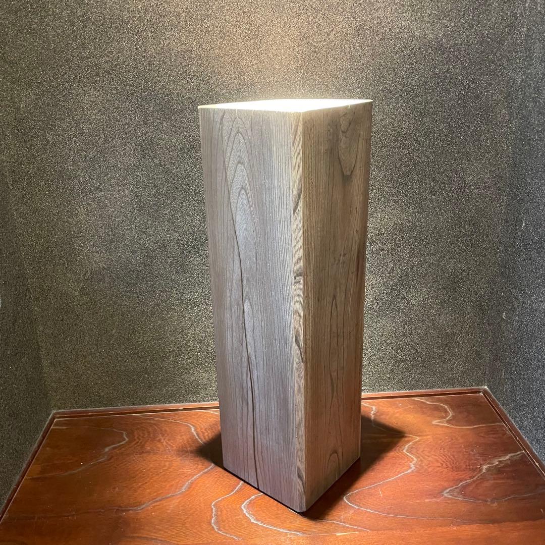 欅　けやき　古材　大黒柱　古民家 インテリアディスプレイに　24cm×24cm