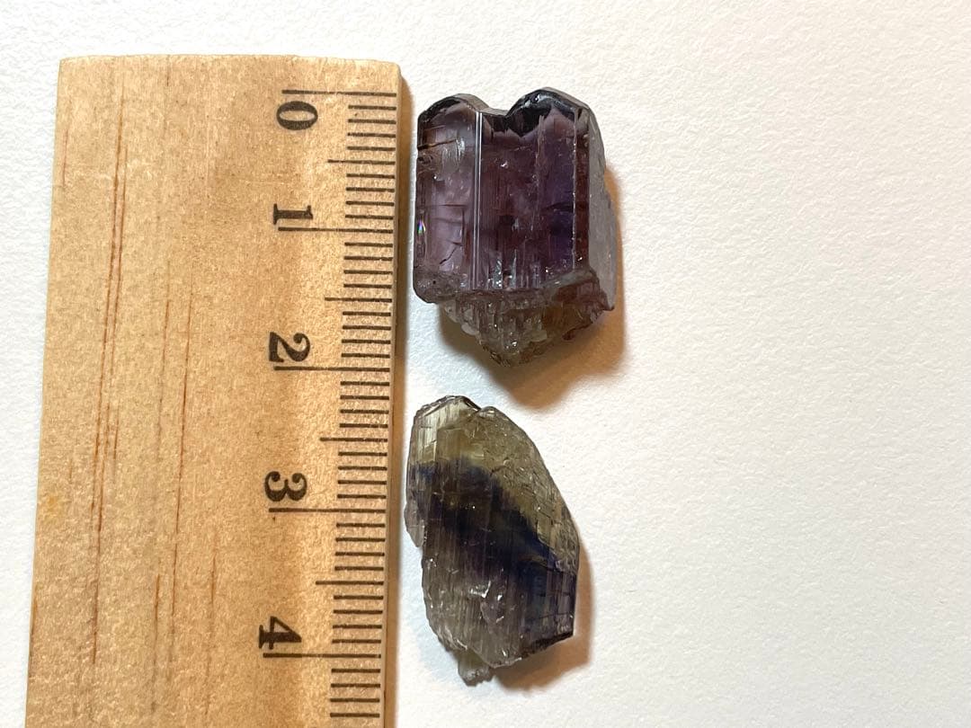 鉱物標本　Tanzanite タンザナイト非加熱　タンザニア産