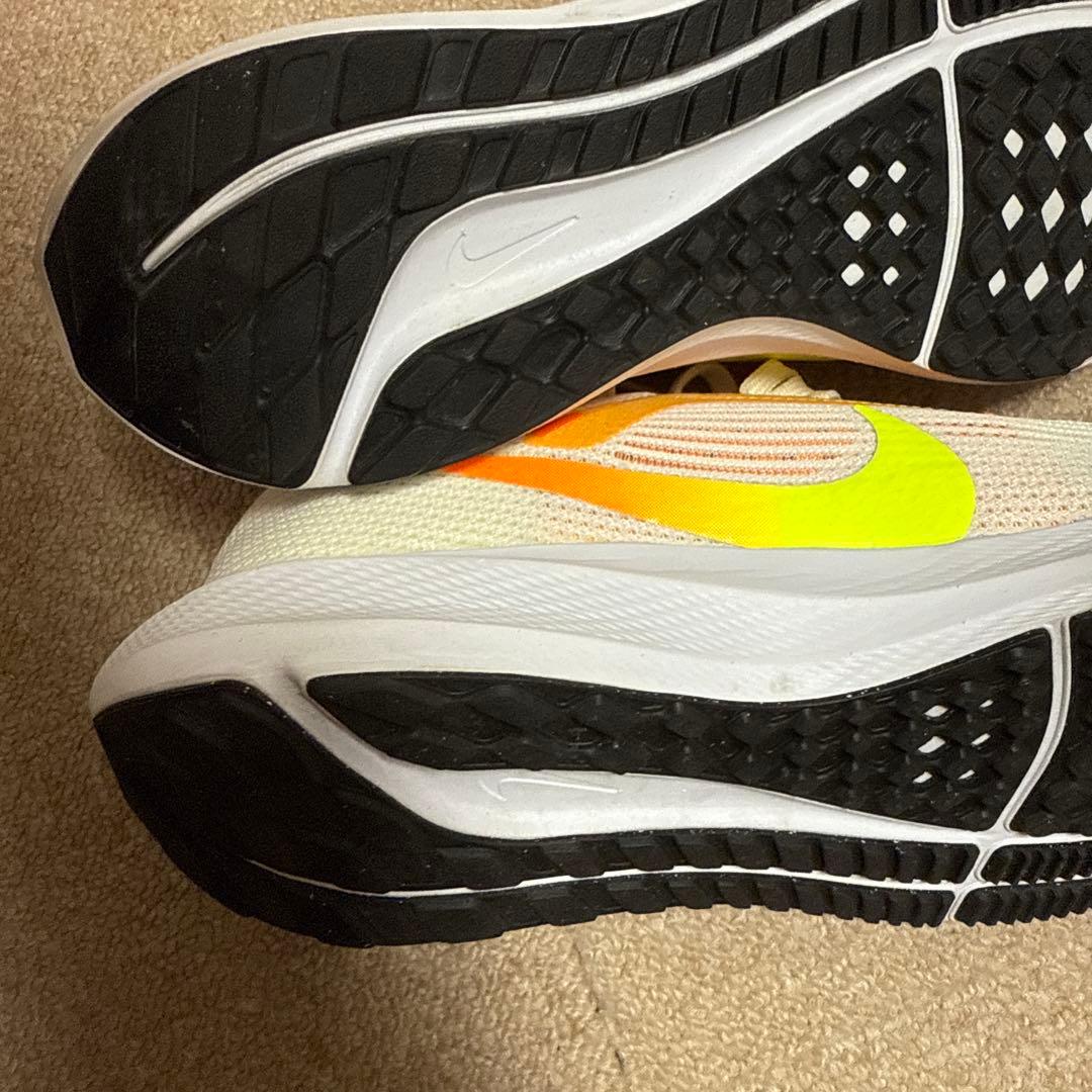 美品　ナイキ　ペガサス40 26.5 ランニング