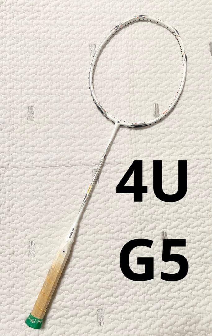 ヨネックス ボルトリック70 Etune 4UG5 バドミントンラケット