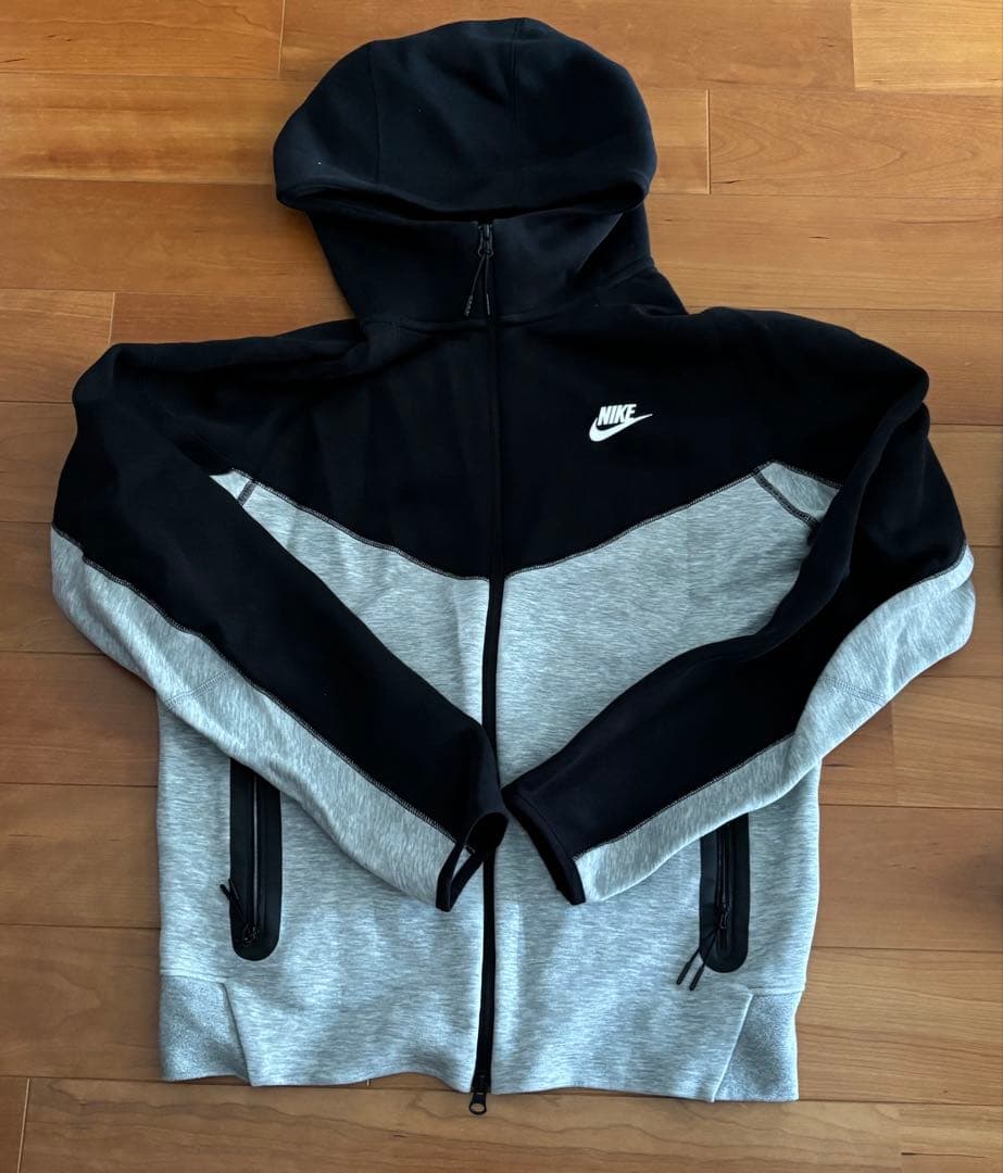 Nike テックフリース 上下セットアップ 海外限定