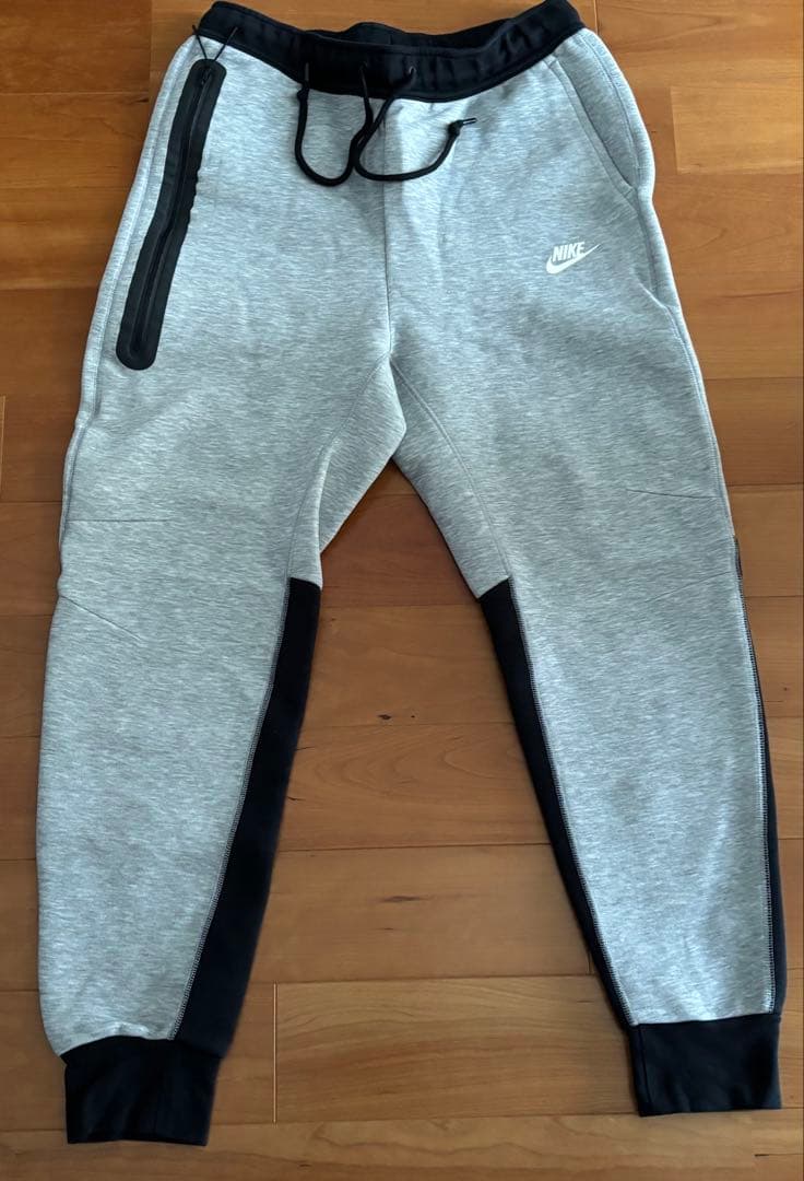 Nike テックフリース 上下セットアップ 海外限定