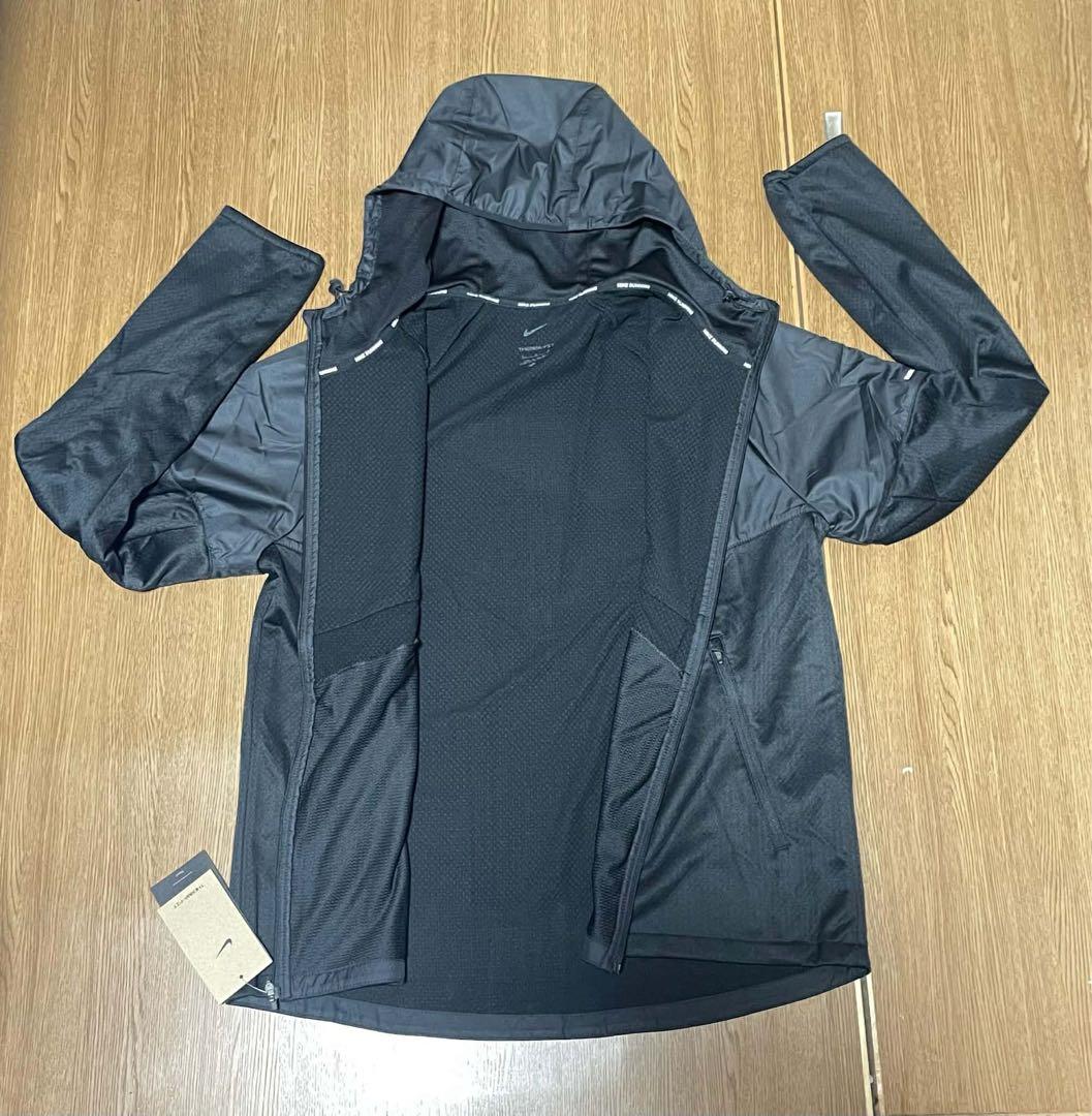 Nike ブラック ウィンドブレーカー