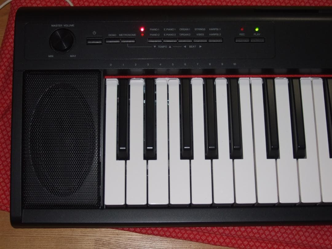 YAMAHA NP-12B 電子ピアノ ピアジェーロ ペダル付き【送料込】