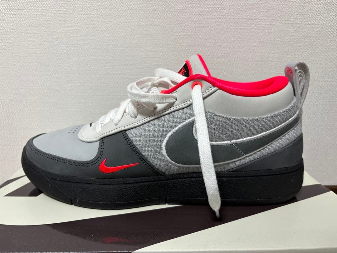 シューズ(男性用) Nike Book1 95 Solar Red EP