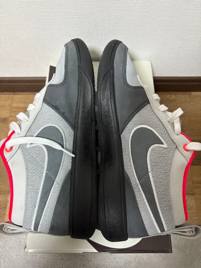 シューズ(男性用) Nike Book1 95 Solar Red EP