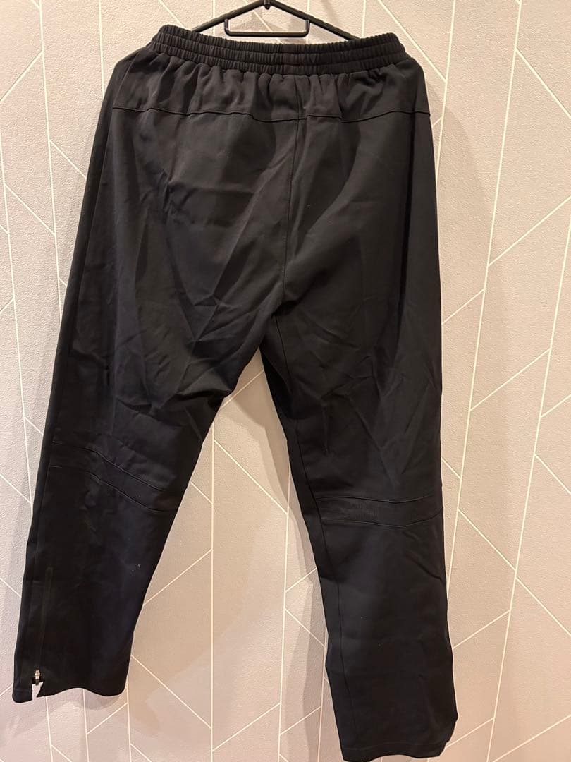 【新品未使用】YONEX バドミントンパンツ Lサイズ 黒