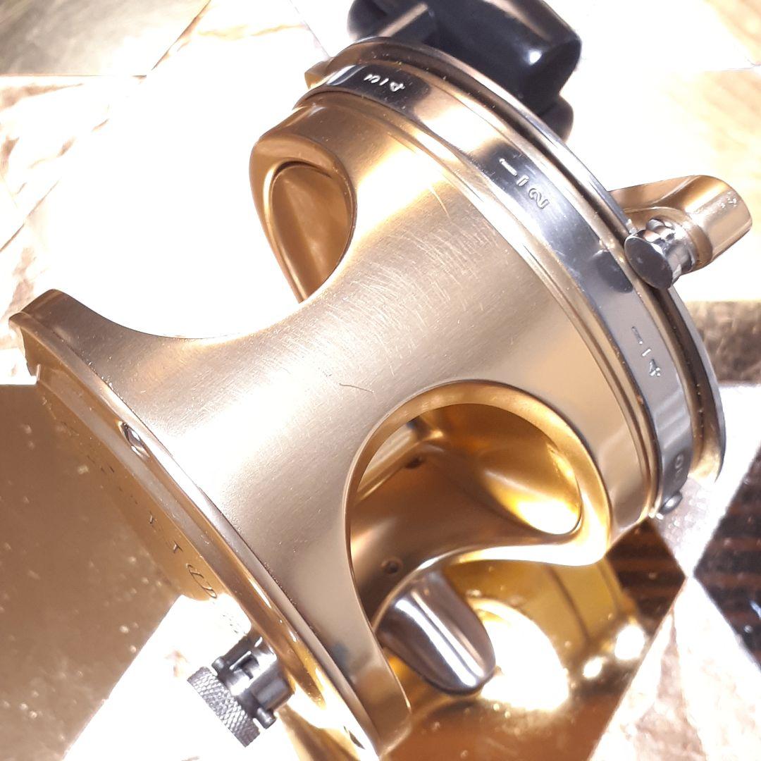 FINNOR 12-20 LIGHT トローリング ベイトリール ジギング 美品