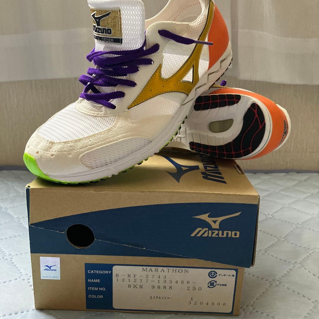 ★Mizuno スペシャルシューズ新品 特注品★