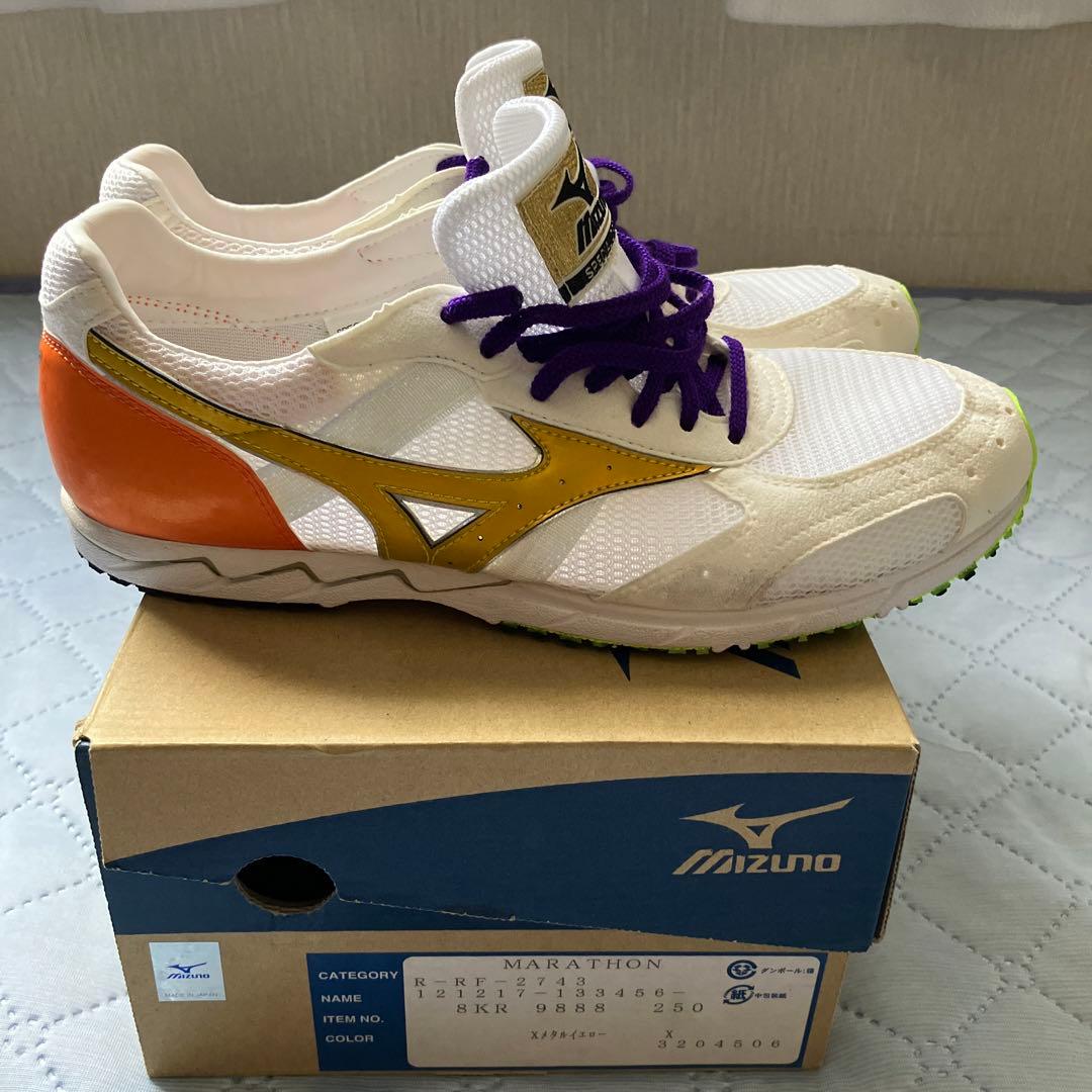 ★Mizuno スペシャルシューズ新品 特注品★