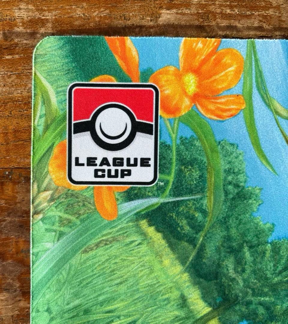 ポケモンカード サーナイト ニンフィア チャンピオン プレイマット 海外