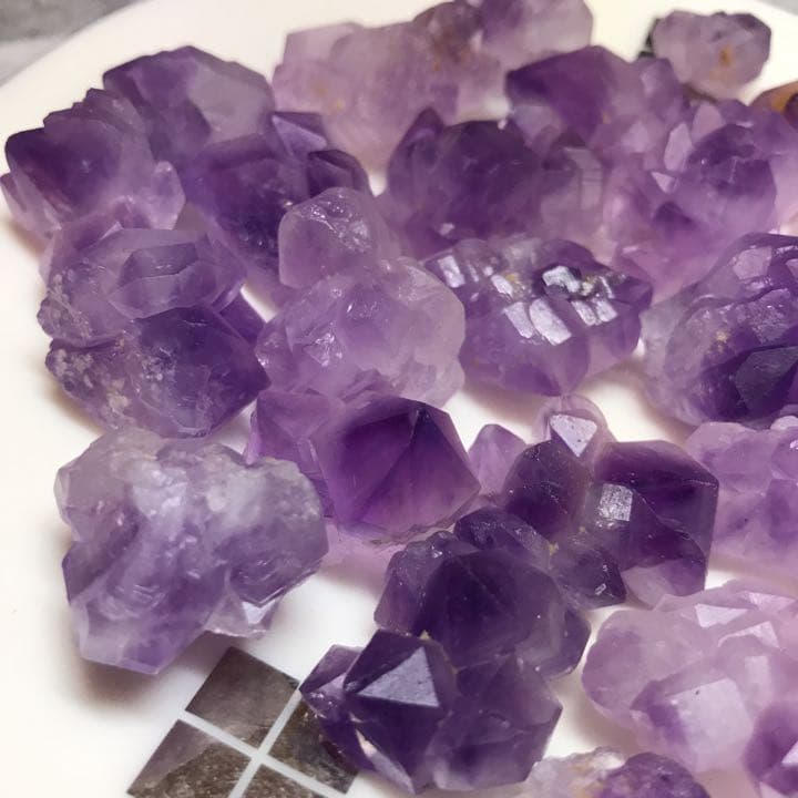 250g★特選NEW★愛の守護石♡【ラベンダーアメジスト『紫水晶』結晶】❤️