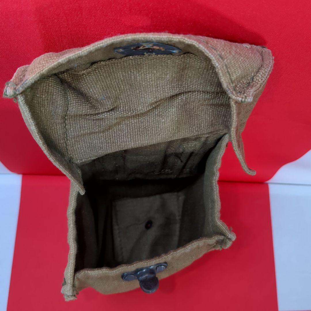 イギリス軍P58専用ポーチとキャンティーンセット（ガスマスク対応キャップ付き）