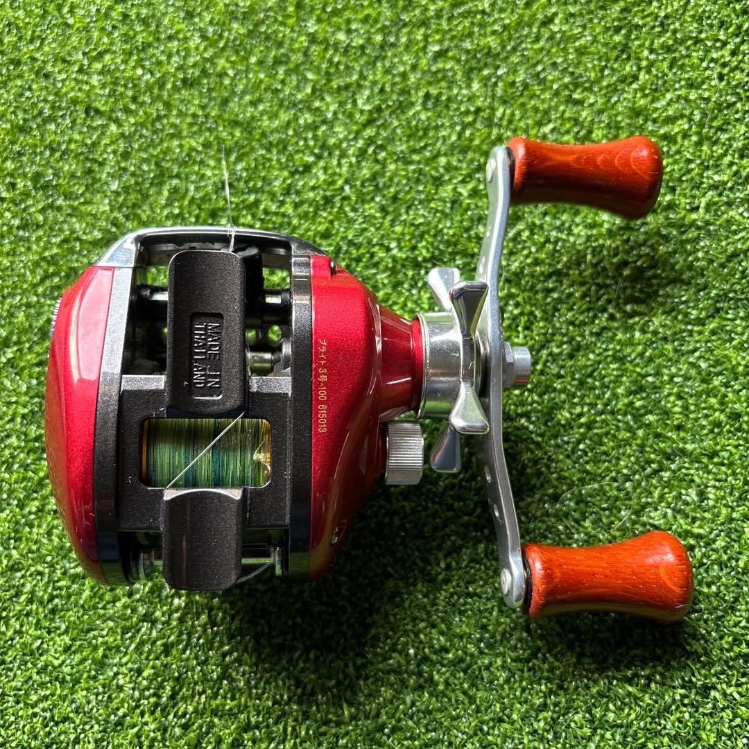 R*8様 Daiwa SMAK Red Tune 10L ベイトリール