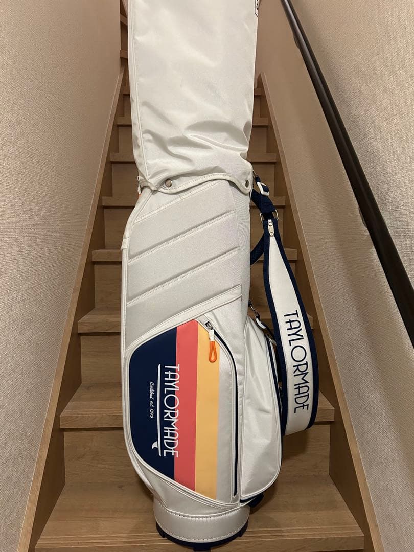 テーラーメイド　キャディバッグ　ゴールデンステートTaylorMade