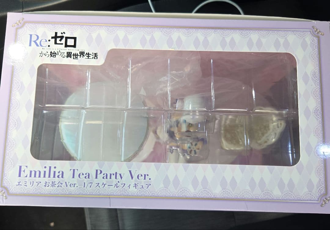 Re:ゼロから始める異世界生活　エミリア　お茶会ver