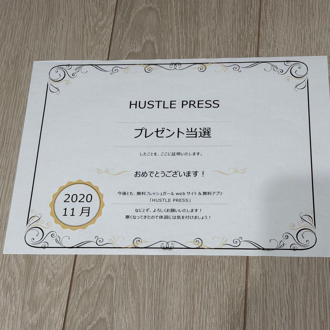 =LOVE 野口衣織 HUSTLE PRESS 直筆サイン入クリアファイル
