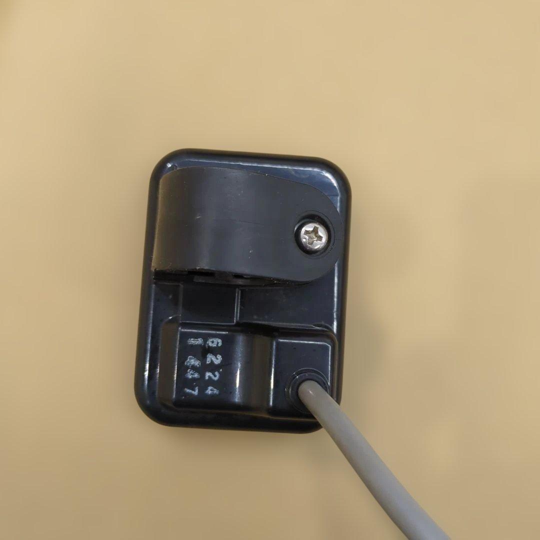 パナソニック　電動アシスト自転車　手元スイッチ　配線グレー