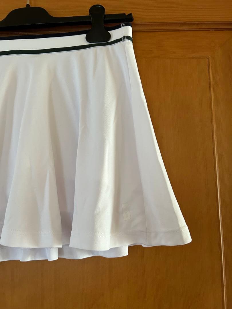 ビヨンボルグ  テニスウェア　白スコート　38サイズ　新品