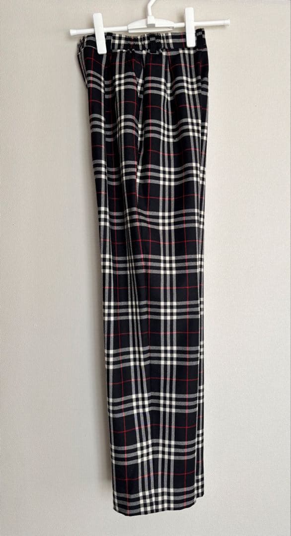 Burberry バーバリー レディースゴルフウエア ズボン 秋冬用　わけあり