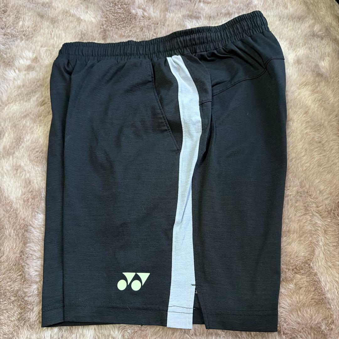YONEX 黒 ユニハーフパンツ Mサイズ