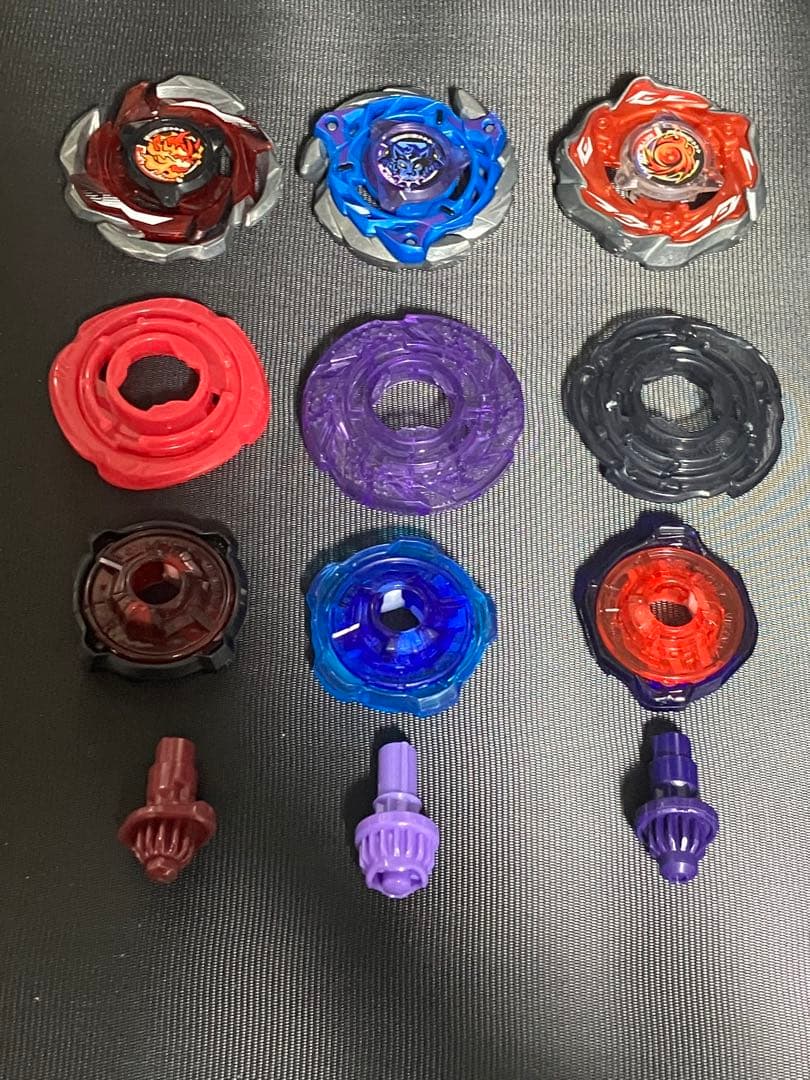 ベイブレードX 引退品 大量出品