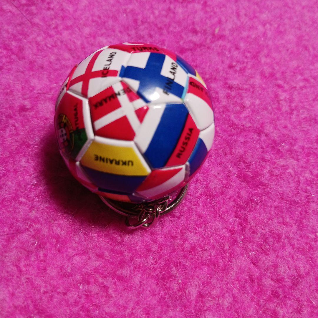 ❌サッカー好き- ̗̀ ෆ( ˶'ᵕ'˶)ෆ ̖́-新品キーホルダー直径約4