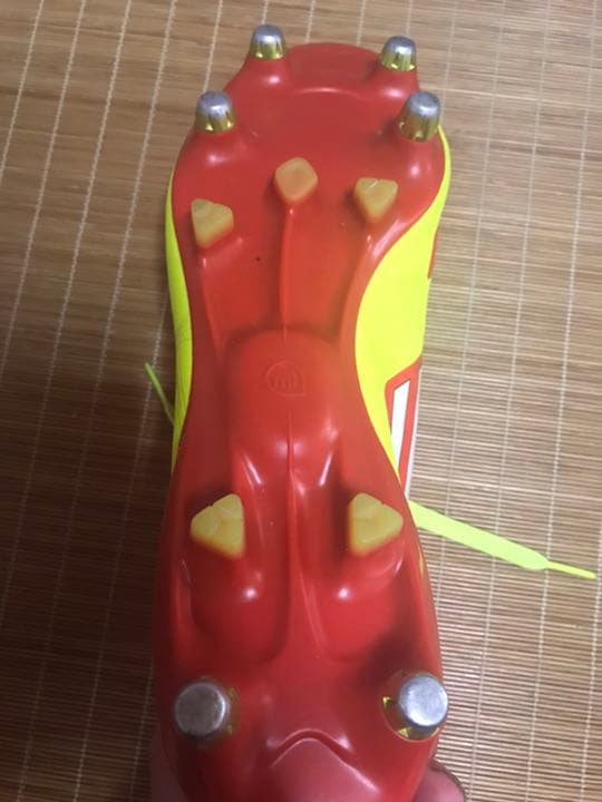 アディゼロSG