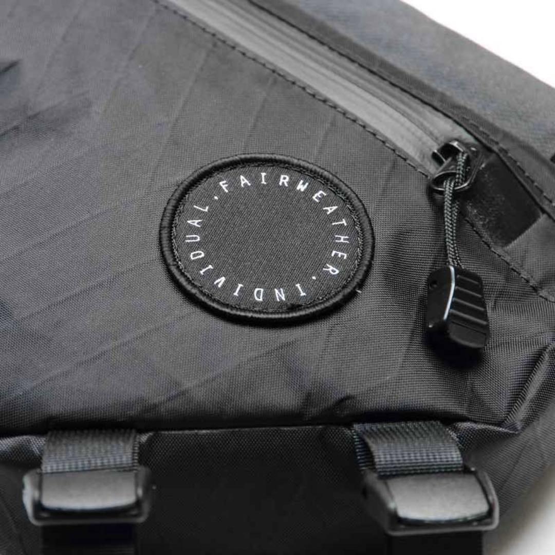 アクセサリー FAIRWEATHER frame bag half (x-pac black)