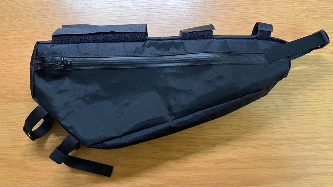 アクセサリー FAIRWEATHER frame bag half (x-pac black)