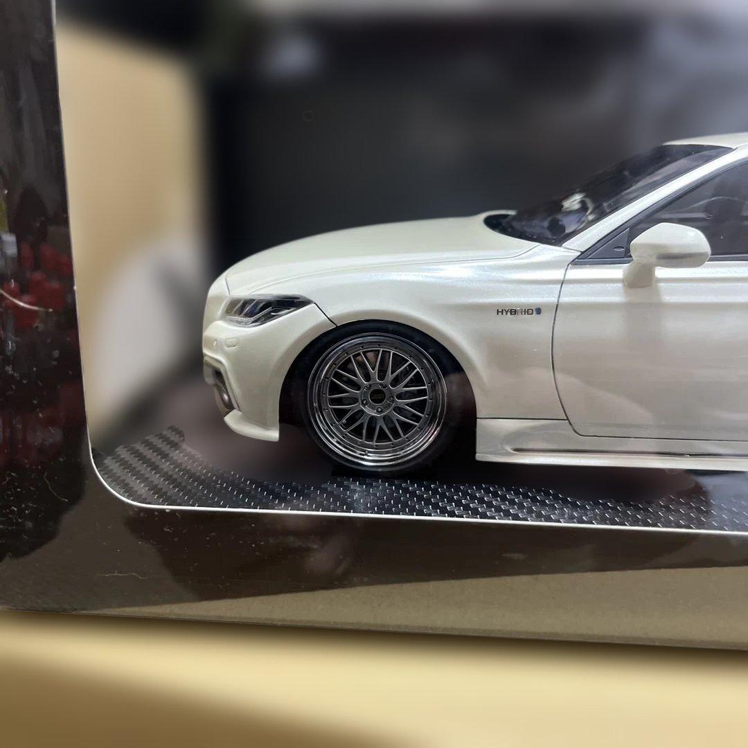 イグニッションモデル1/18 TOYOTA クラウン　1/18