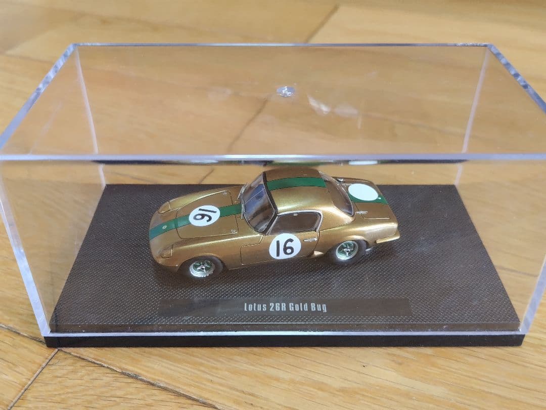 EBBRO「LOTUS 26R Gold bug」