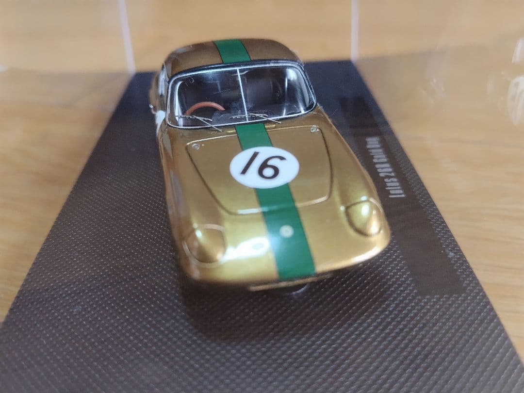 EBBRO「LOTUS 26R Gold bug」