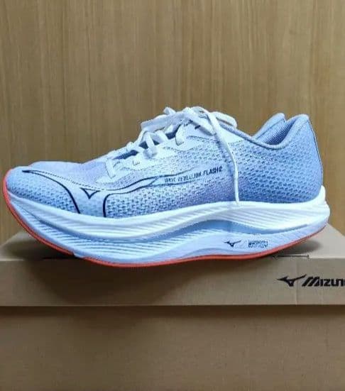 MIZUNO　WAVE REBELLION FLASH 2（美品）