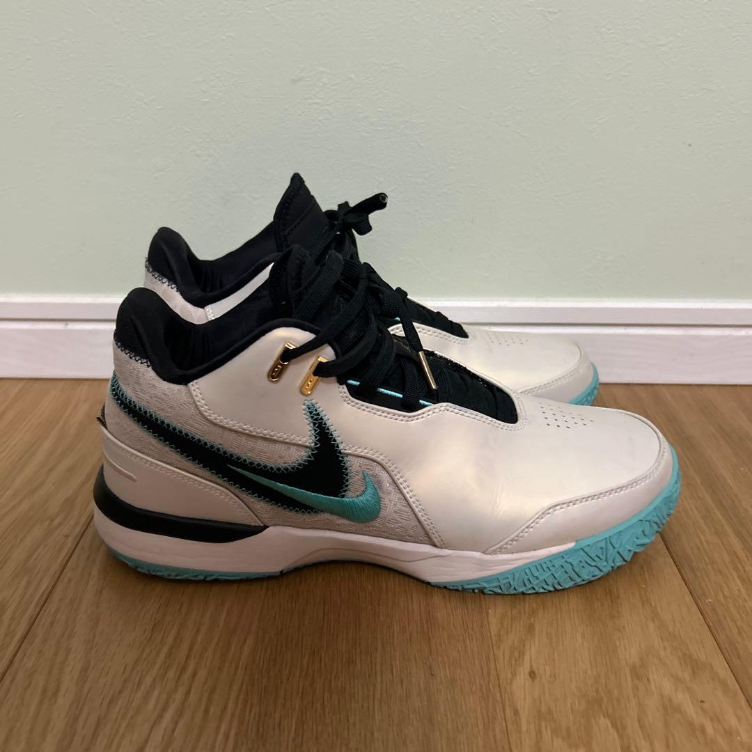 NIKE LEBRON NXXT リバプール