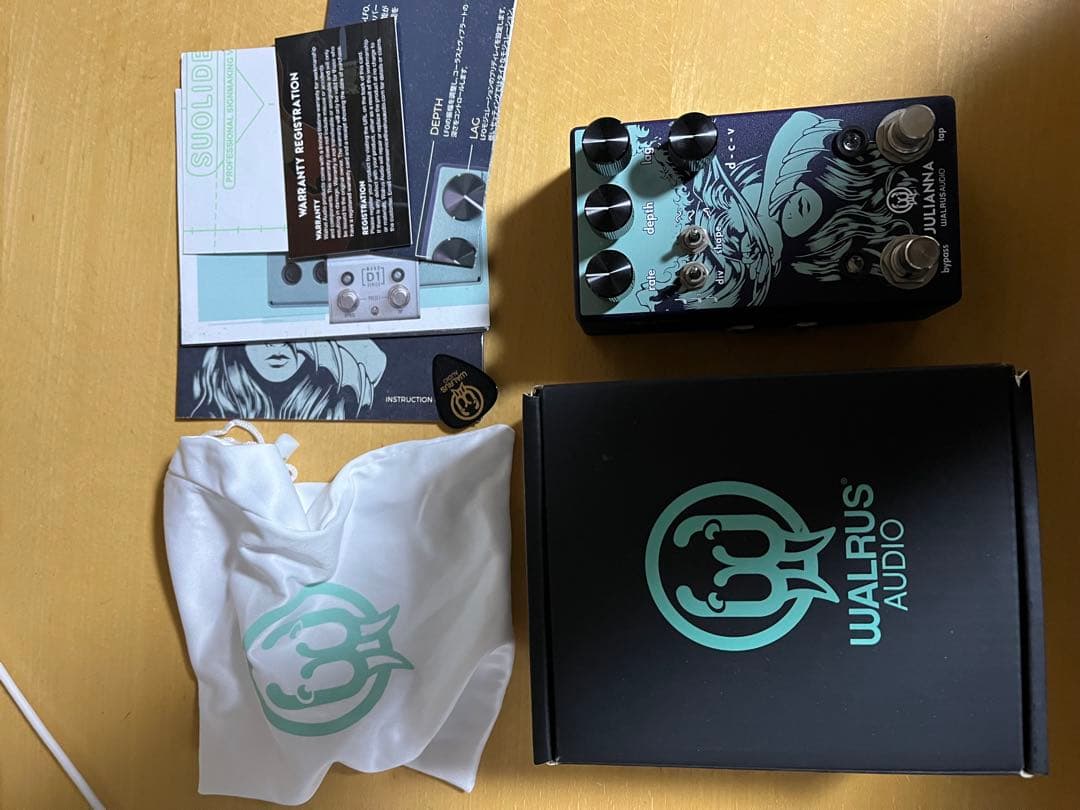 ギター Walrus Audio Julianna