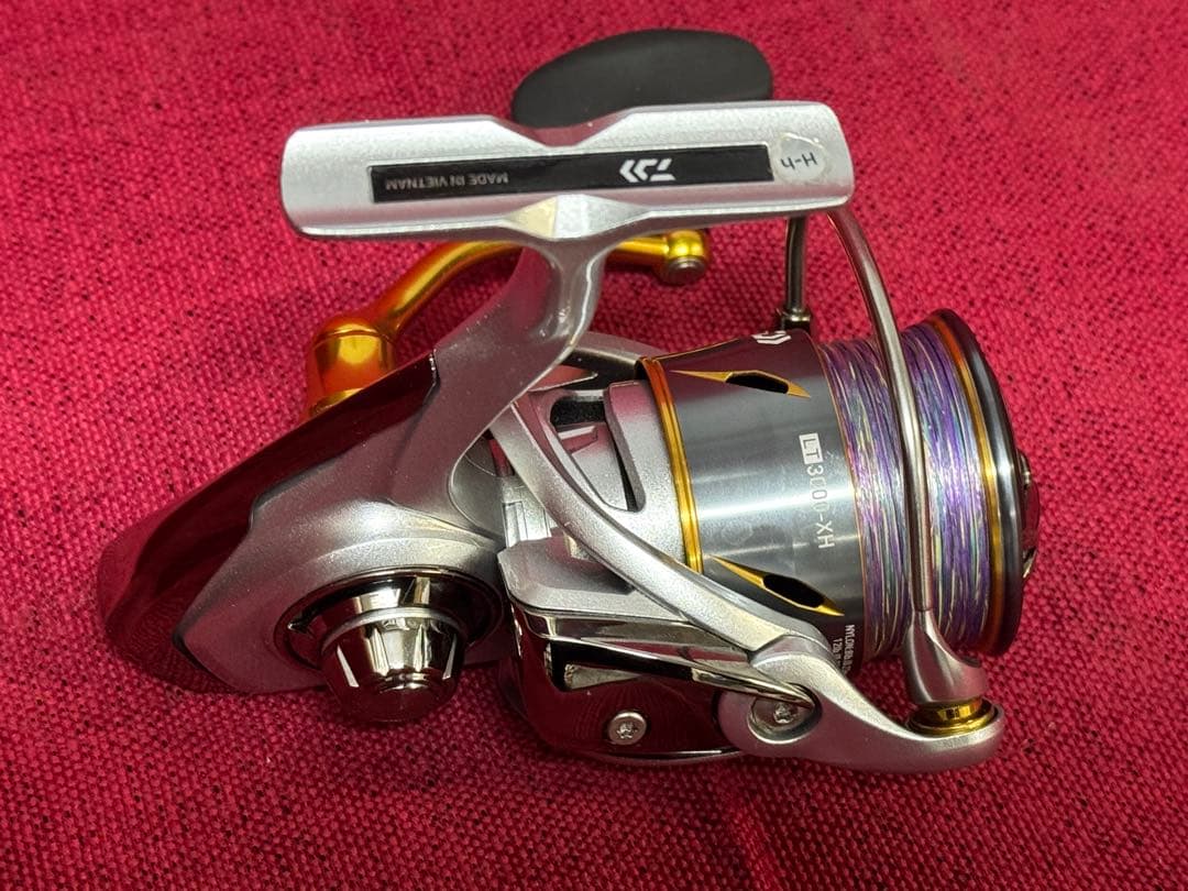 ダイワ 21フリームス LT3000-XH スピニングリール