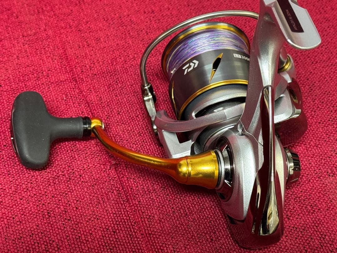 ダイワ 21フリームス LT3000-XH スピニングリール