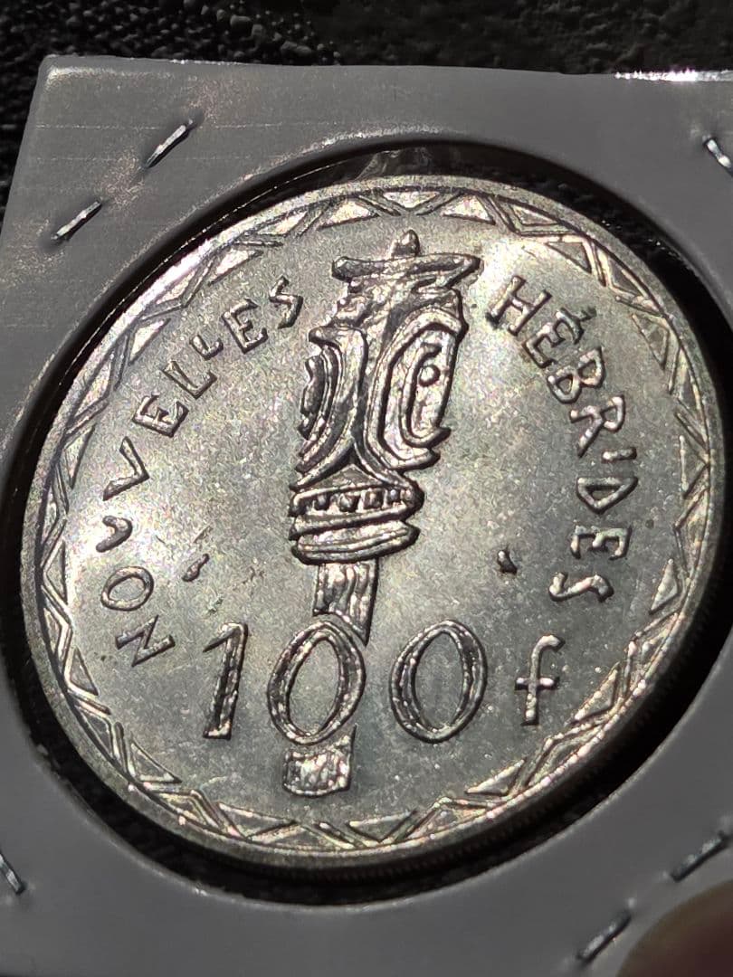 フランス領ニューへブリジース諸島　マリアンヌ像　100フラン銀貨
