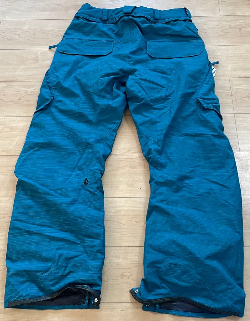 ★美品　volcom ボルコム　カーゴパンツ　メンズM TDS