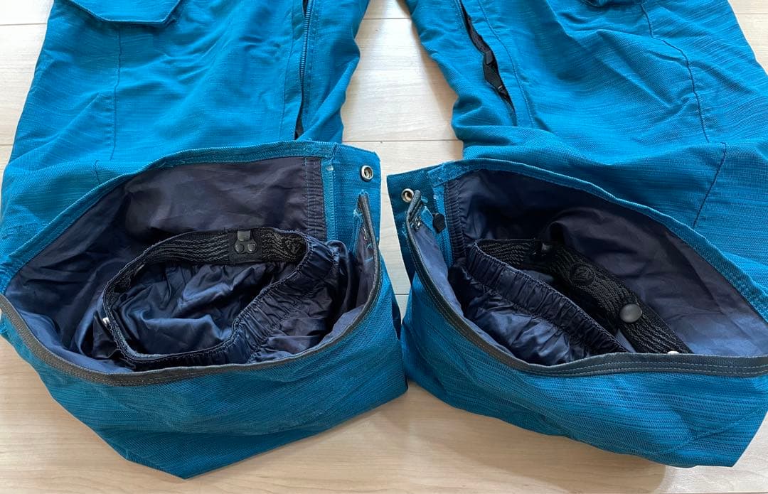 ★美品　volcom ボルコム　カーゴパンツ　メンズM TDS