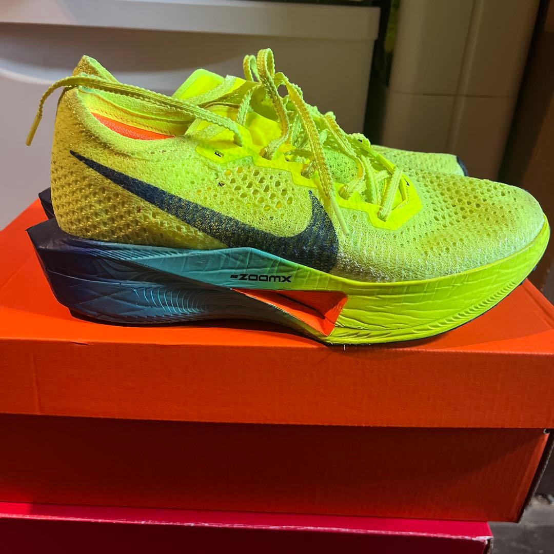 Nike ヴェイパーフライ3 蛍光イエロー25センチ